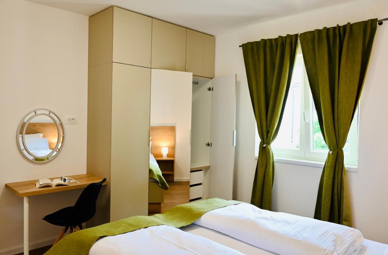 Adorable Holiday Apartment Malinska Eksteriør billede
